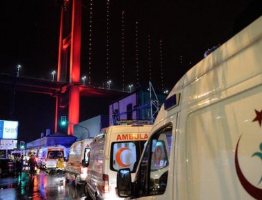 Αλ. Τσίπρας - Κυρ. Μητσoτάκης: Συλλυπητήρια μέσω Twitter για το μακελειό στην Κωνσταντινούπουλη